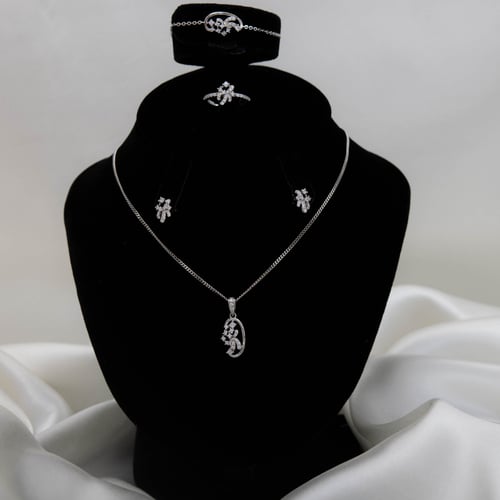 طقم اطفال فضة بناتي