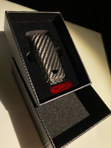 كفر كاربون فايبر لمفتاح مرسيدس بنز الجديد