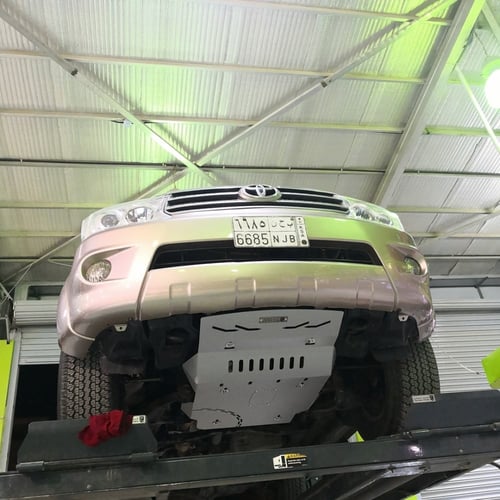 صاجة هايلوكس 4x4. فورتشنر