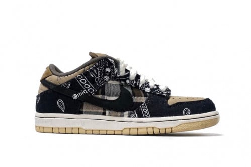 Travis Scott x Nike SB Dunk Low