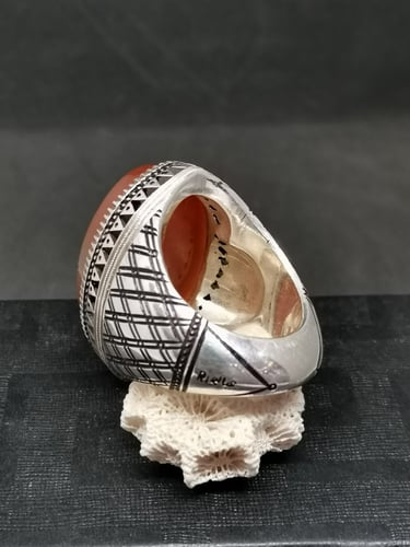 خاتم الفضة بحجر عقيق يماني مشجر بصياغة عباسي R عيا...
