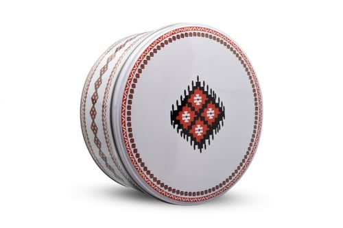 علبة معدن بنقش السدو