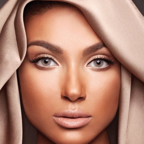 انستازيا - ادكت اماريلو