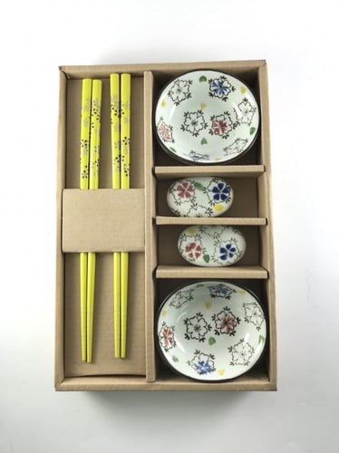 طقم اعواد صينية مصنوع بالخيزران الطبيعي اللون اصفر