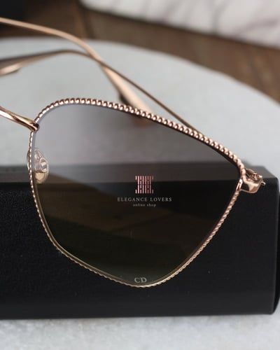 نظارة شمسية نسائية ماركة ديور - Cat Eye
