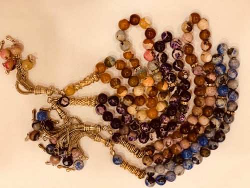 سبحة عقيق مشكل