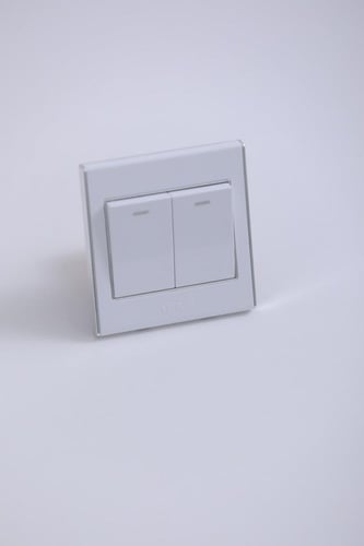 بريزه مربع ثنائي متوفر لونين ضمان 25 سنة