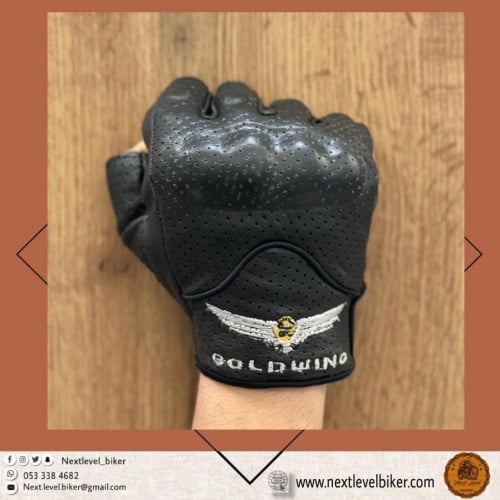 قفازات قصيره بشعار القولد وينق الجديد