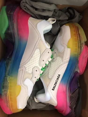 Balenciaga triple s rainbow