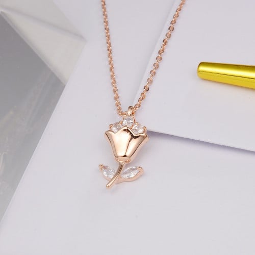 سلسلة الوردة لون ذهبي