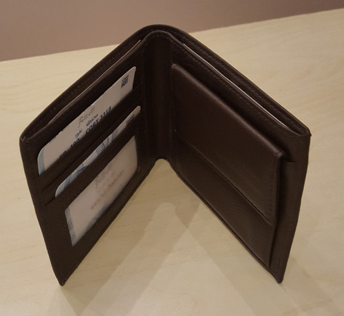 محفظة نقود من الجلد الطبيعي بني غامق - صناعة إيطال...