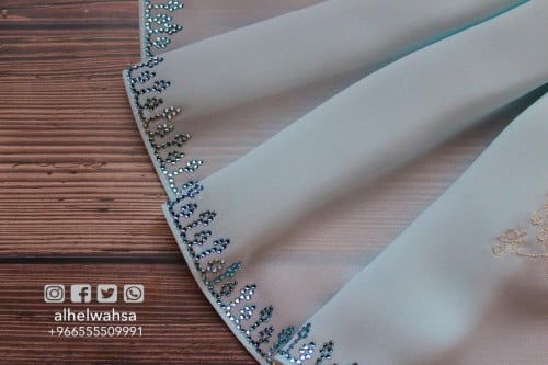 شيل قماش ملكة مع كرستال سوارفسكي جنب 2م55xسم