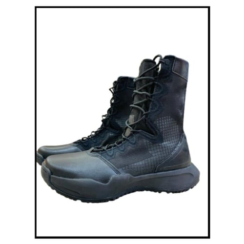 بسطار نايك أسود الجديد