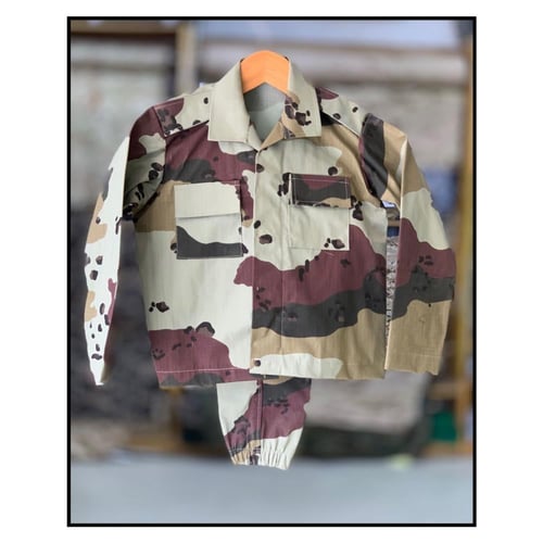 بدلة أطفال عسكرية