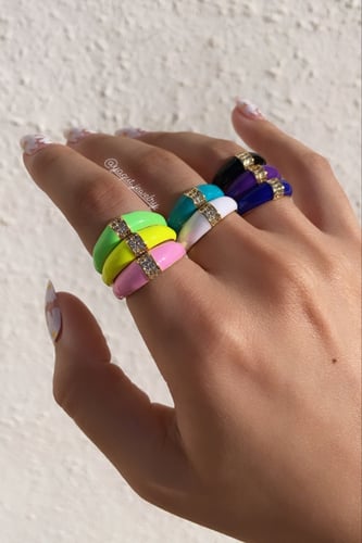 خاتم زركون : تفاحي