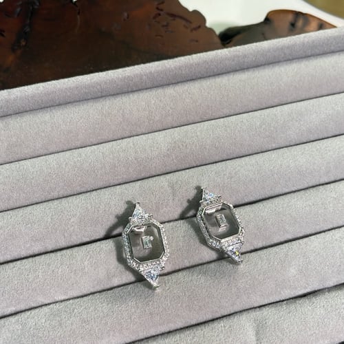 حلق حجر الزركون : سلڤر