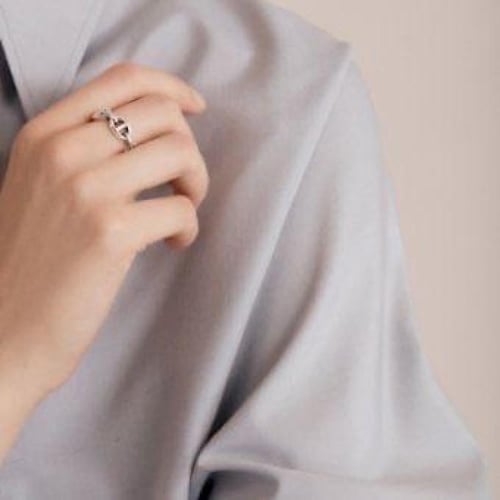 خاتم H : سلڤر