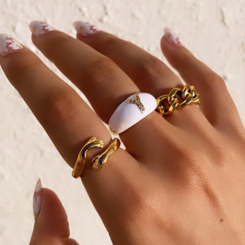 خاتم الاحرف : لون أبيض