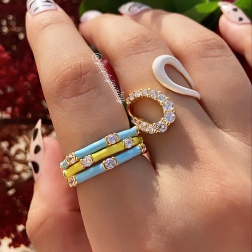 خاتم نحيف : اصفر فاتح