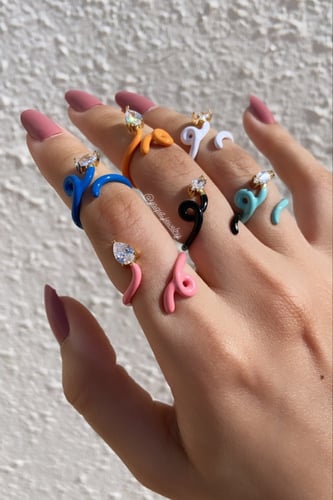 خاتم حلزوني : ابيض