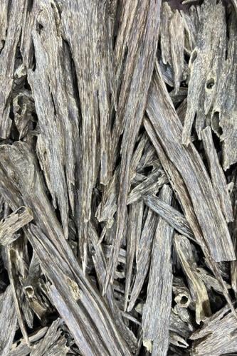 عود هندي نجلاند سوبر مرتفع