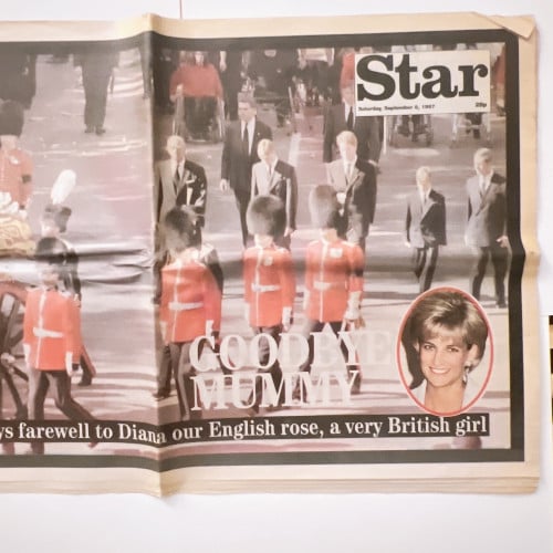 صحيفة عتيقة ونادرة: لحظة إعلان جنازة ليدي ديانا