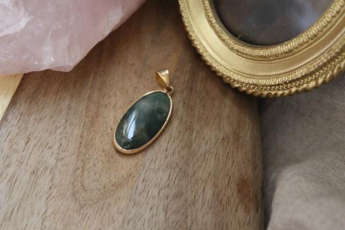 Indian Agate Oval Shaped Pendant