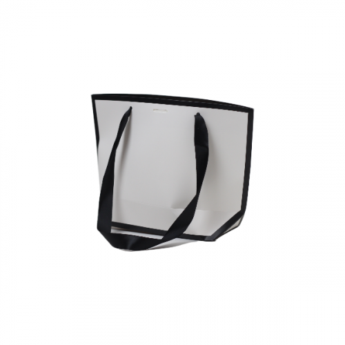 أكياس الهدايا