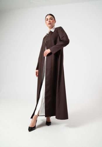 كتان باللون البني الغامق