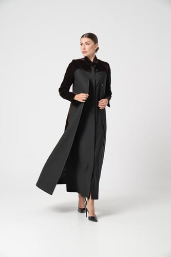 مخمل عودي مع صوف اسود