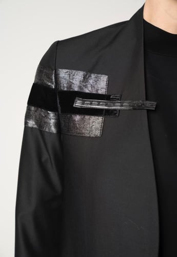 صوف خفيف اسود