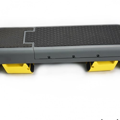 ستيب مع كرسي حديد