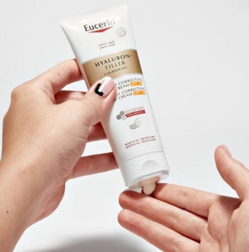 يوسرين كريم يدين هيالورون فيلر ضد البقع والتجاعيد...