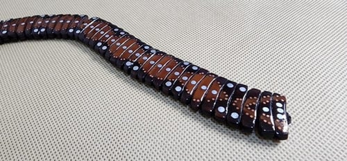 مسبحة من نوى التمر 36.5 سم