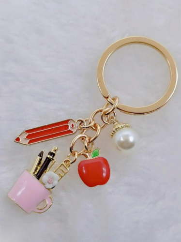 ميدالية بروش أقلام