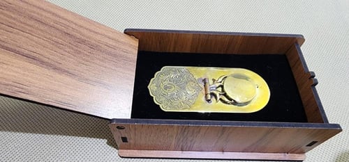 محبرة قدما النحاسية