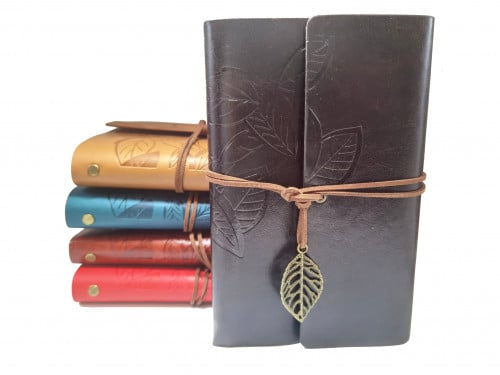 دفتر جلد فاخر يحتوي على 100 ورقة لون كرتوني - الور...