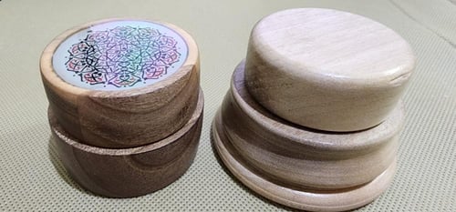 محبرة خشبية