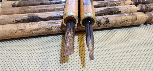 طقم جاوي مقبض النمر لليد اليسار - 9 أقلام + حقيبة...