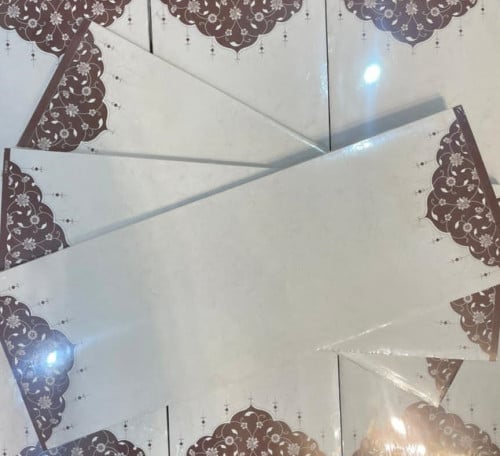 ورق نشان طويل مزخرف بالتذهيب ‏مقاس عرض ال أي فور 2...