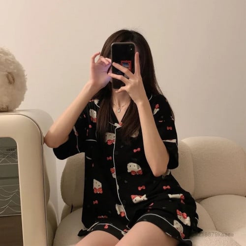 بجامة هيلو كيتي - hello kitty