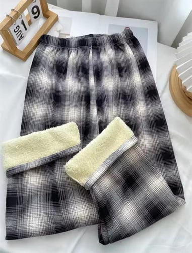 سروال كاروهات