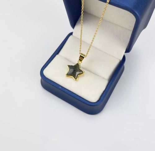 قلادة الأحجار الكريمة - bracelet