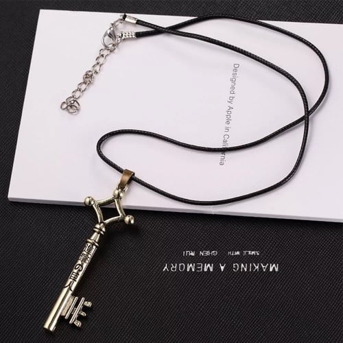 قلادة مفتاح القبو - هجوم العمالقة