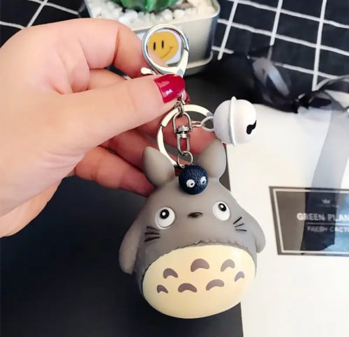 ميدالية توتورو - ghibli studio