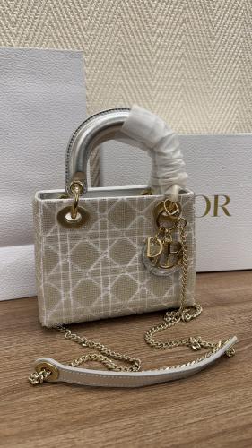شنطه pink shop