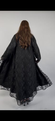 عباية الدانتيل الراقية