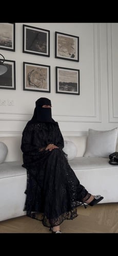 عباية الدانتيل الراقية