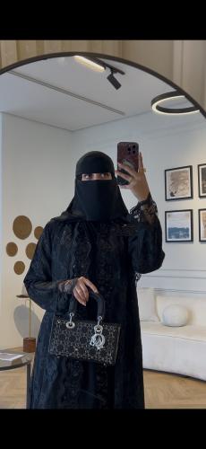 عباية الدانتيل الراقية