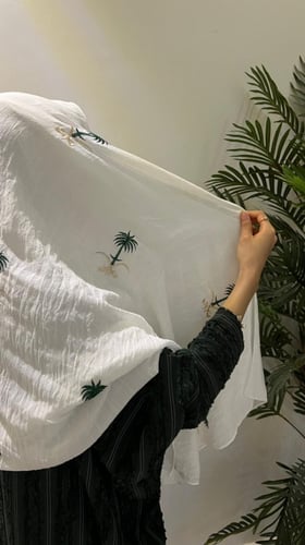 طرحه بشعار المملكة العربية السعودية